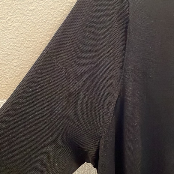 🆕 Torrid Tissue Weight Long Sleeve Open Cardigan - Picture 6 of 6